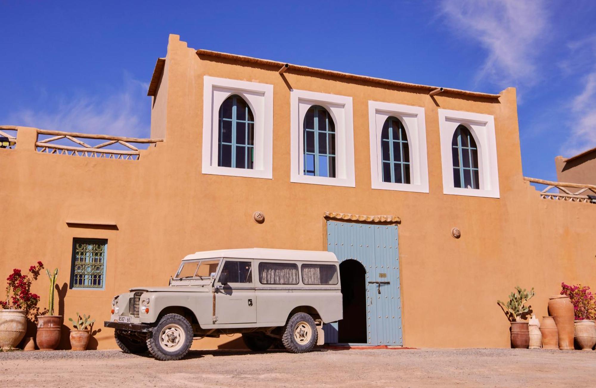 Agafay Desert Hotel El Karia エクステリア 写真